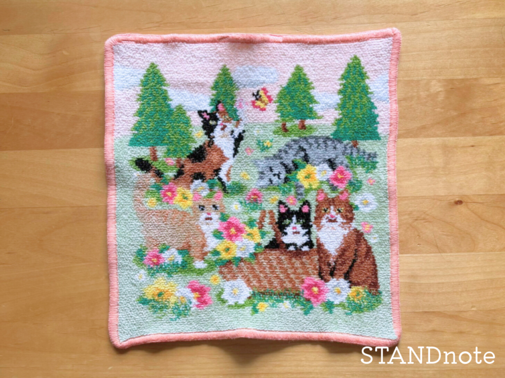 アウトレットで購入したFEILER（フェイラー）のハンカチ field kitten 柄